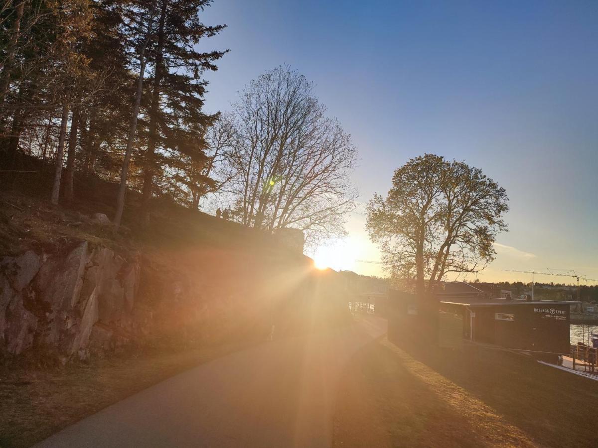 Den Unika Sekelskiftsvaningen. Apartment Norrtalje Bagian luar foto